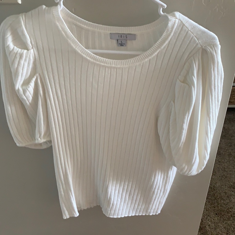 iris shirt will poof sleeves